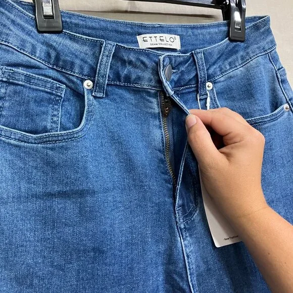 ETTELO Women's 6 Jeans Blue Mid Waisted Straight Leg Stretch Tummy Control Jeans - Picture 9 of 12